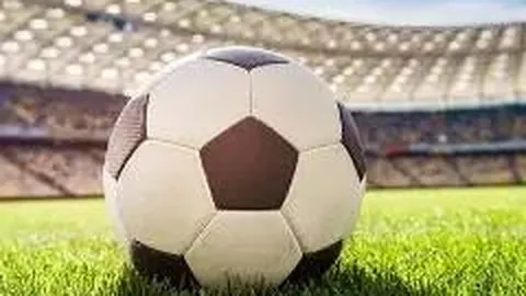 《激情对决！凯恩领衔，奥利塞出战，红牛迎战拜仁，迪亚斯、卡尔待机而发》